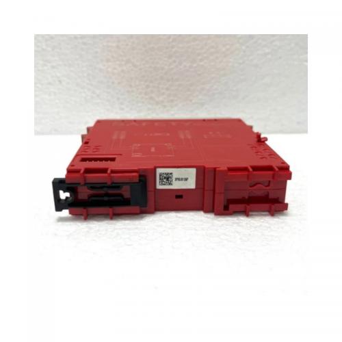 XPSUS12AP Safety Relay Module