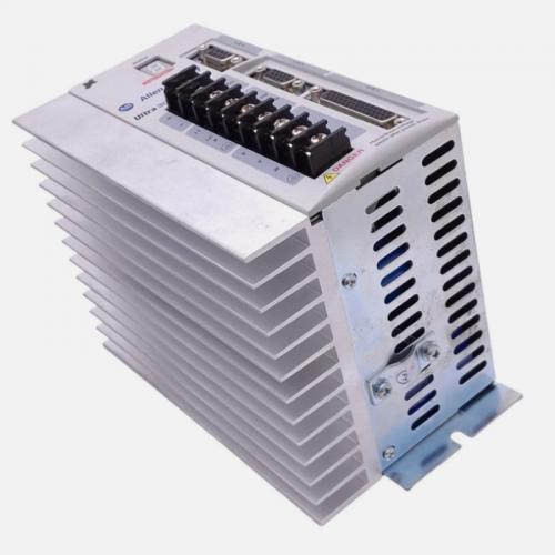 Brand New Allen‑Bradley 2098-DSD-010 Servo Drive