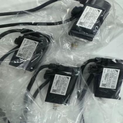 Brand New Fuji Electric GYB751D5-HG2-B AC Servo Motor