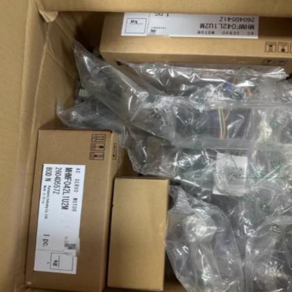 Brand New Panasonic MSMD022P1C AC Servo Motor