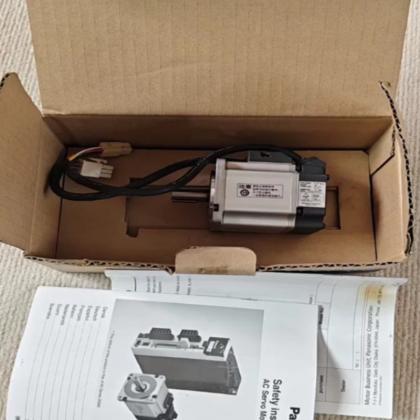 Brand New Panasonic MHMF082L1V2M AC Servo Motor