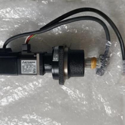 Brand New Mitsubishi HC-MFS43B AC Servo Motor